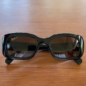 Ray-Ban RB 4122 polarized